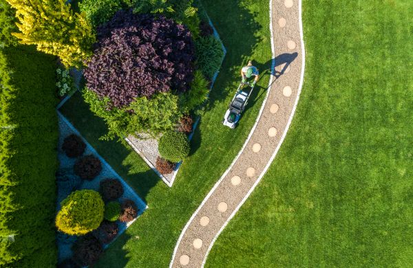 Cost of Mowing And Landscaping in North Canton